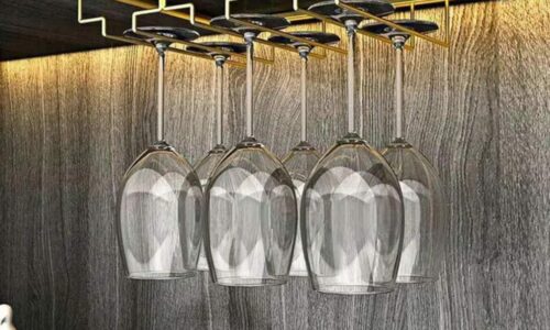 Hanging wine glass holder