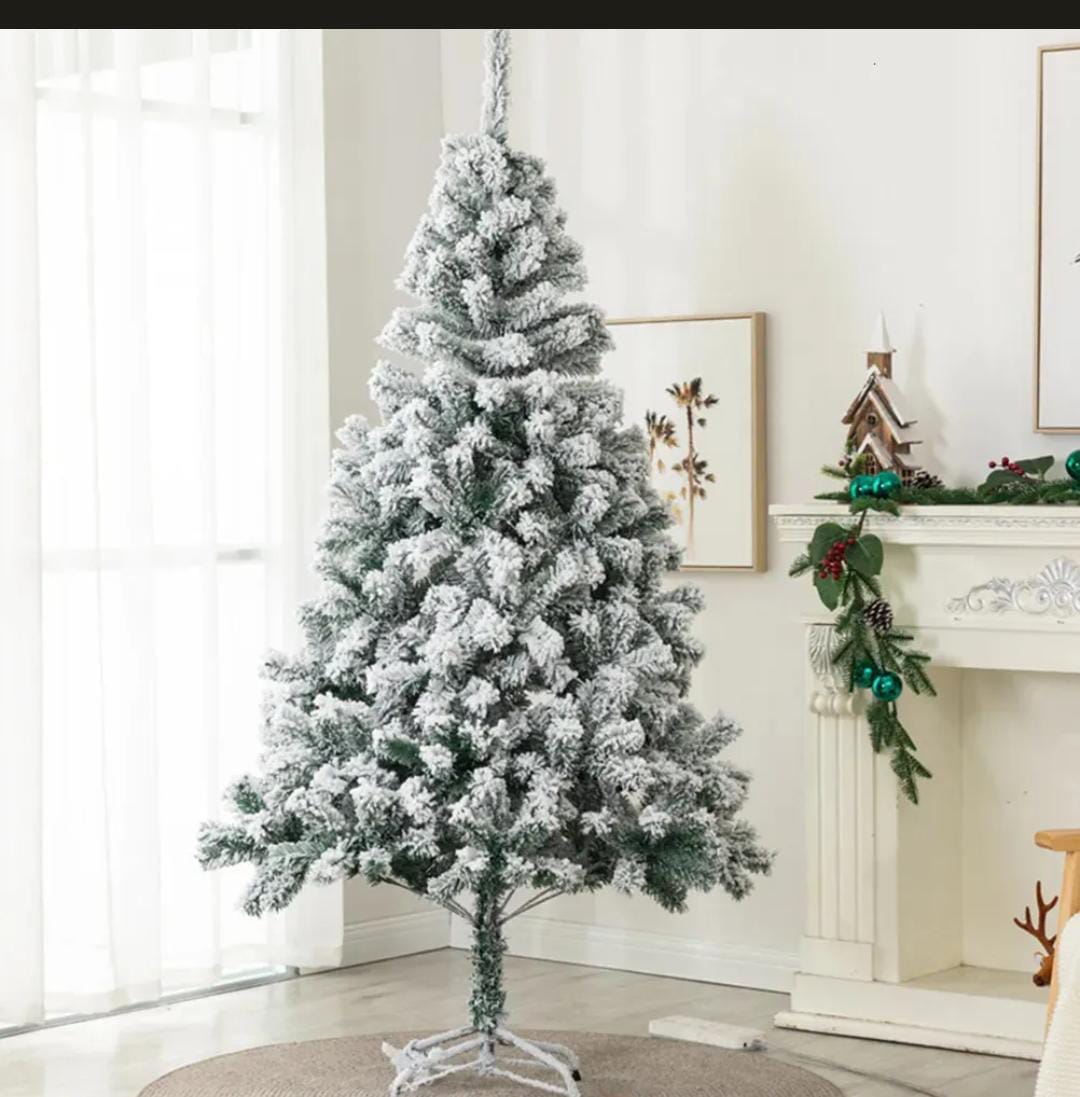 Flocking snow Christmas tree