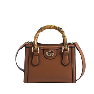 G Dianna tote bag